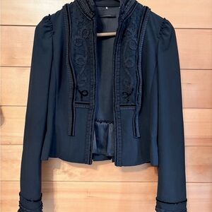 Elie Tahari Embroidered Wool Blend Cropped Jacket – Size 6